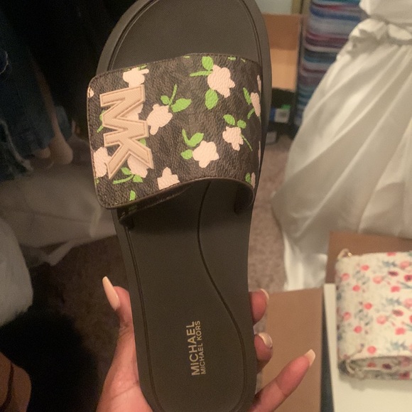 MK slides NEW - Picture 4 of 6